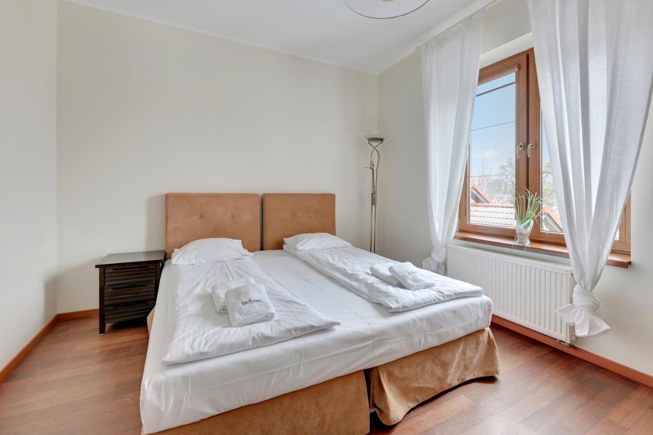 Dom & House - Apartamenty Nautilus Jelitkowo 50 Metrow Od Plazy Гданск Екстериор снимка