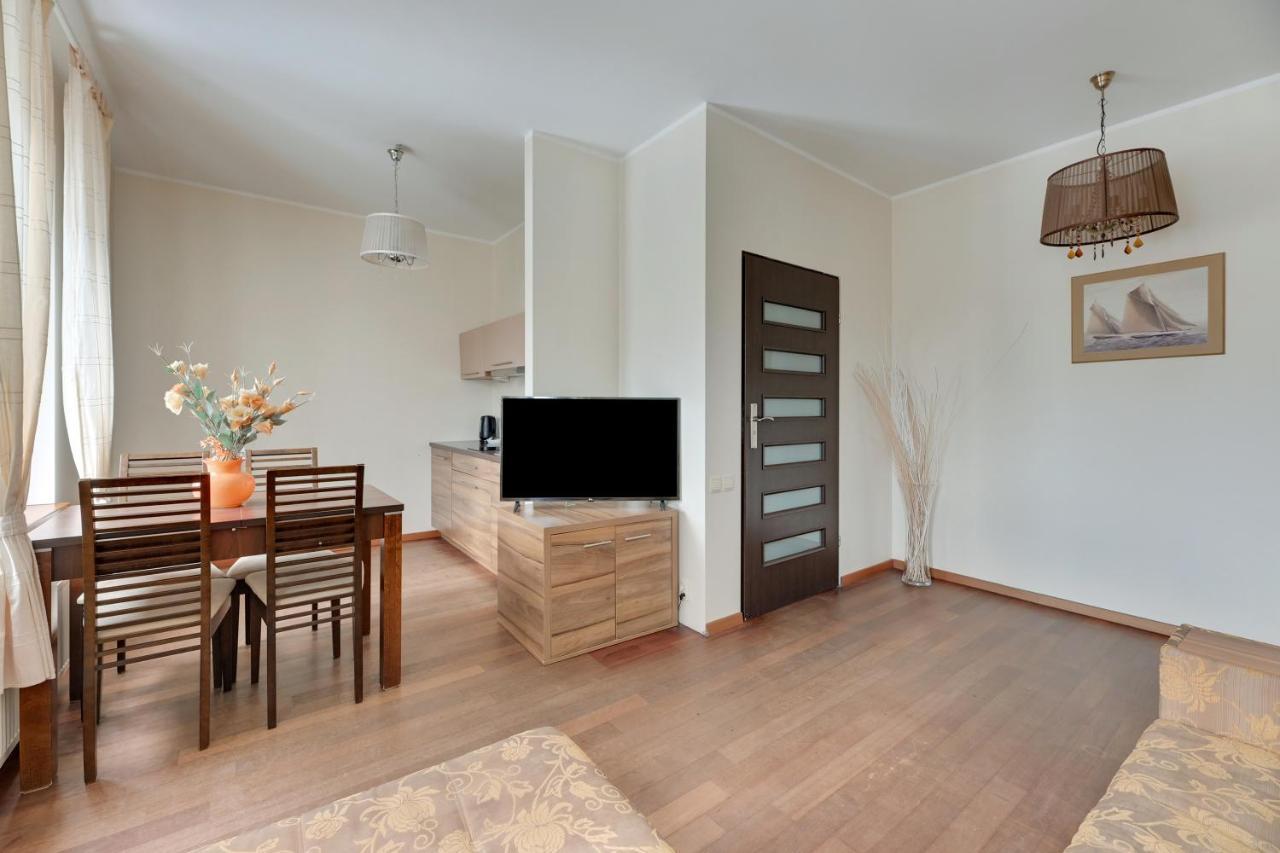 Dom & House - Apartamenty Nautilus Jelitkowo 50 Metrow Od Plazy Гданск Екстериор снимка
